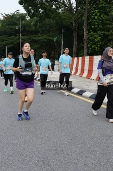 Runner Photo 4302197