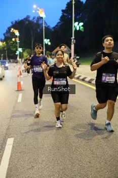 Runner Photo 4302223