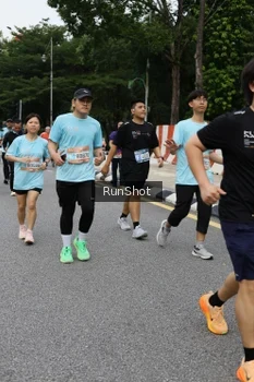 Runner Photo 4302226