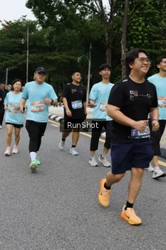 Runner Photo 4302231