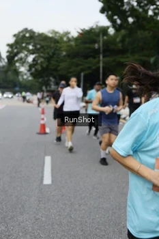 Runner Photo 4302240