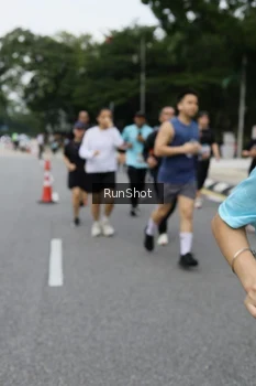 Runner Photo 4302243