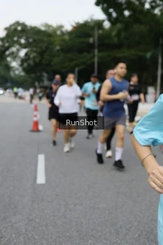 Runner Photo 4302245