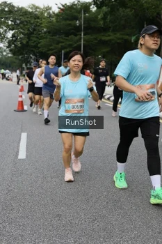 Runner Photo 4302251