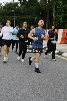 Runner Photo 4302252