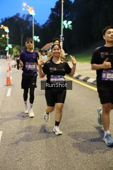 Runner Photo 4302260