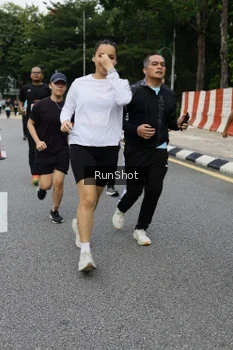 Runner Photo 4302276
