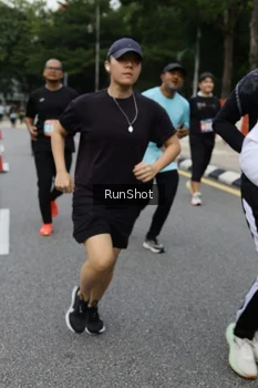 Runner Photo 4302277