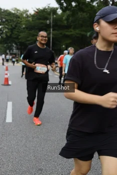 Runner Photo 4302287