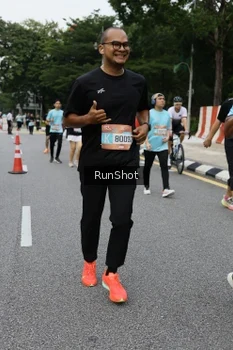 Runner Photo 4302289
