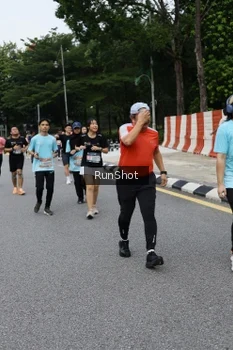 Runner Photo 4302305
