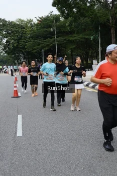 Runner Photo 4302309