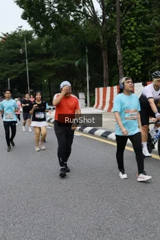 Runner Photo 4302313