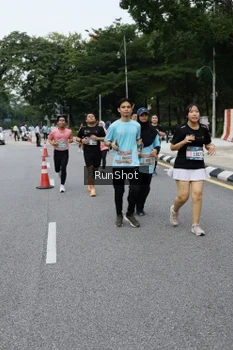 Runner Photo 4302325