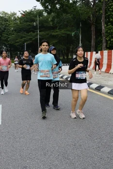 Runner Photo 4302326