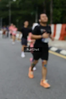 Runner Photo 4302334