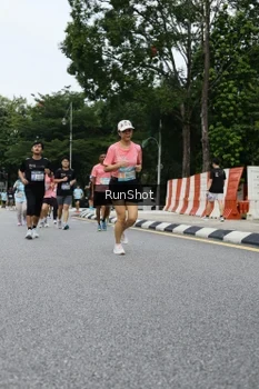 Runner Photo 4302349