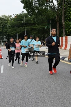 Runner Photo 4302358