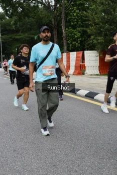 Runner Photo 4302386