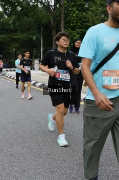 Runner Photo 4302409