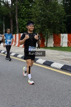 Runner Photo 4302421