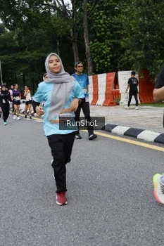 Runner Photo 4302423