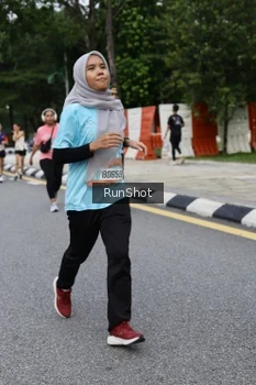 Runner Photo 4302424