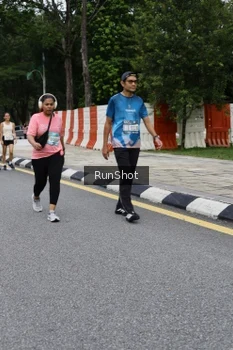Runner Photo 4302430
