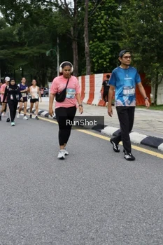 Runner Photo 4302431