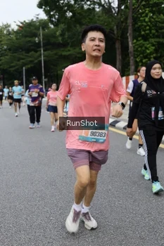 Runner Photo 4302463