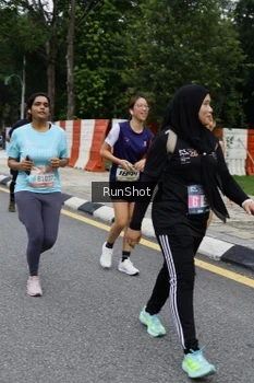 Runner Photo 4302479
