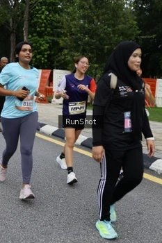 Runner Photo 4302481