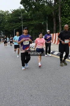 Runner Photo 4302484