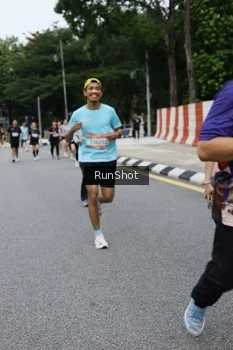 Runner Photo 4302502