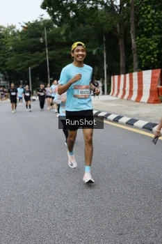 Runner Photo 4302510