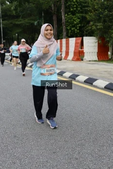 Runner Photo 4302512