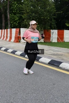 Runner Photo 4302520