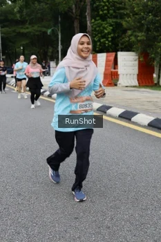 Runner Photo 4302521