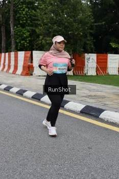 Runner Photo 4302523