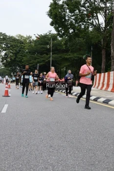Runner Photo 4302566