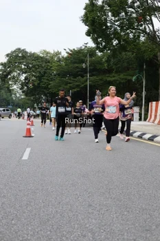 Runner Photo 4302589