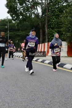 Runner Photo 4302609