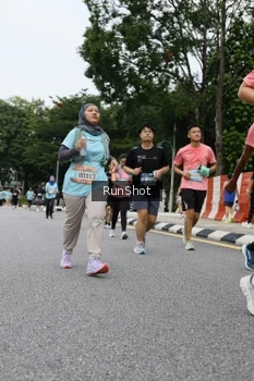 Runner Photo 4302616