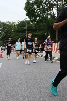 Runner Photo 4302620