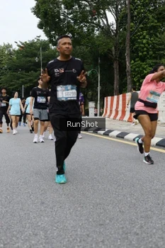 Runner Photo 4302623