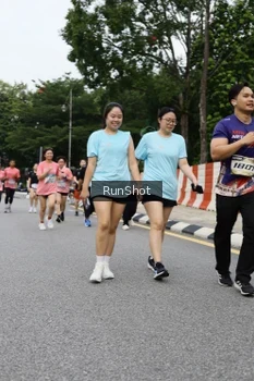 Runner Photo 4302666