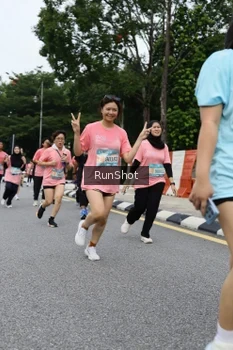 Runner Photo 4302683