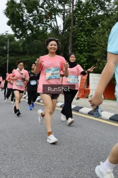 Runner Photo 4302685