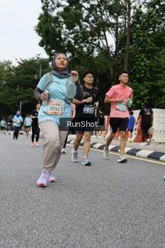Runner Photo 4302687