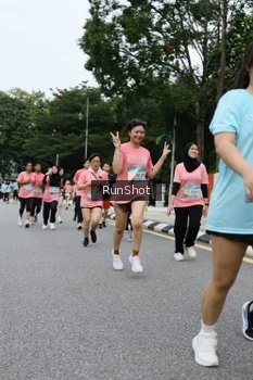 Runner Photo 4302688